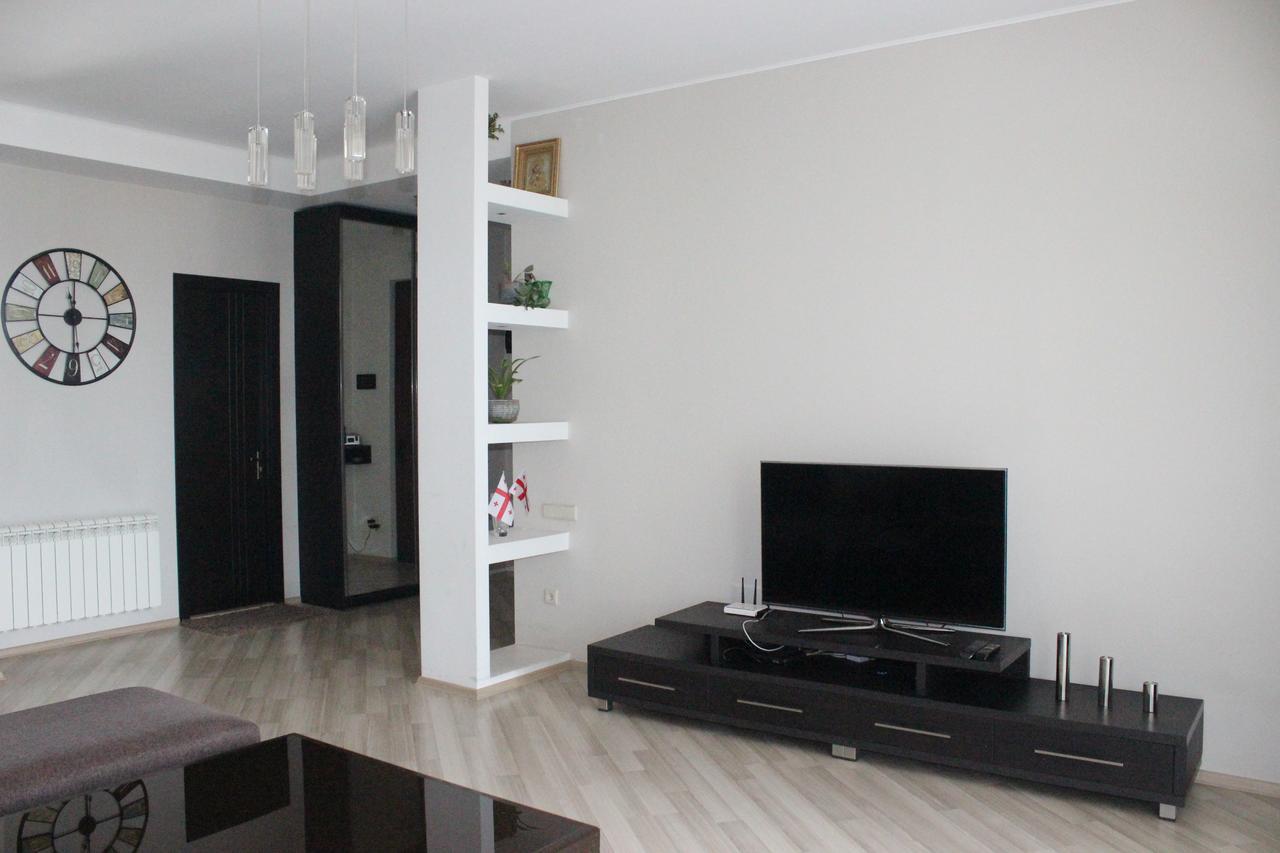 Mtatsminda Apartment Tbilisi Luaran gambar